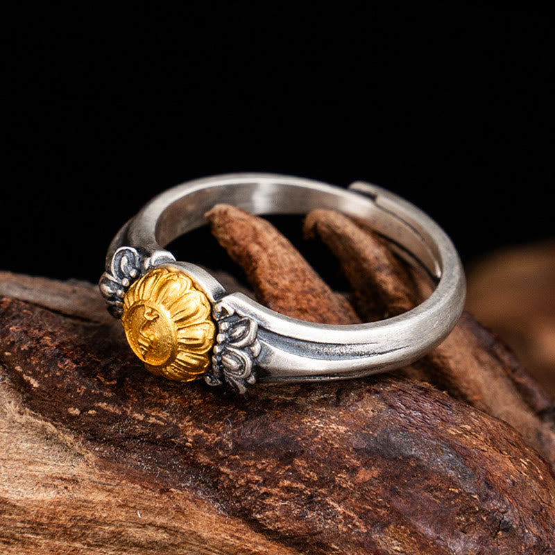 Anillo ajustable de protección Tara Bodhisattva bañado en oro y plata de ley 925 con Buddha Stones