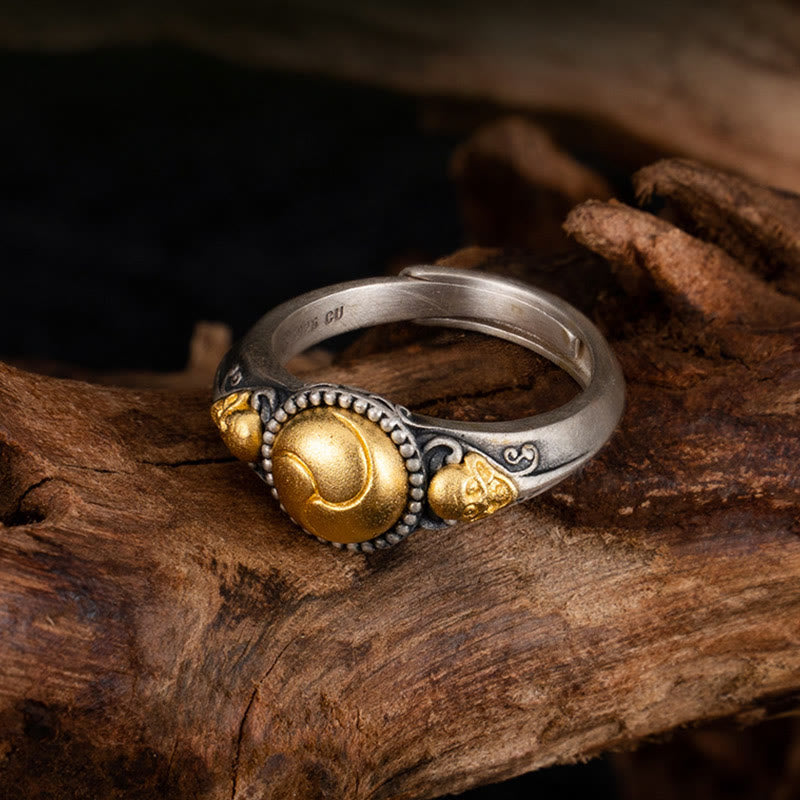 Anillo ajustable con esqueleto de equilibrio bañado en oro y plata de ley 925 con Buddha Stones