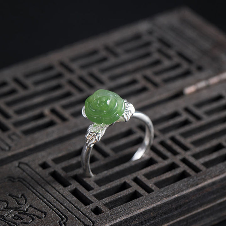 Anillo ajustable de plata de ley 925 con Buddha Stones y rosa de jade verde