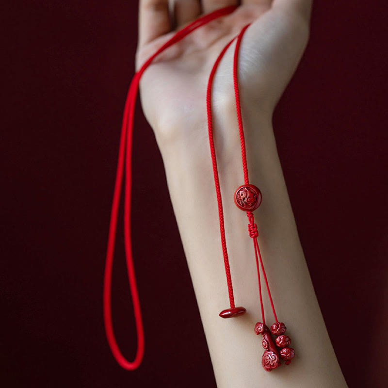 Cadena para el vientre con hilo rojo y bendición de loto con mango de Ruyi y símbolo de Fu con Buddha Stones y cinabrio natural del zodíaco chino