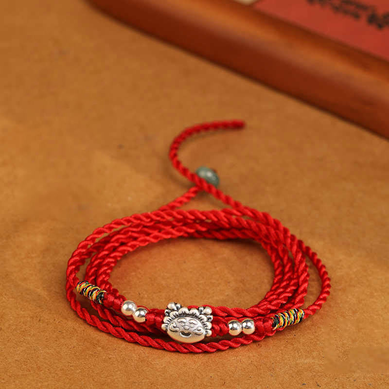 Cadena para el vientre con hilo rojo y bendición de plata de ley 999 con Buddha Stones