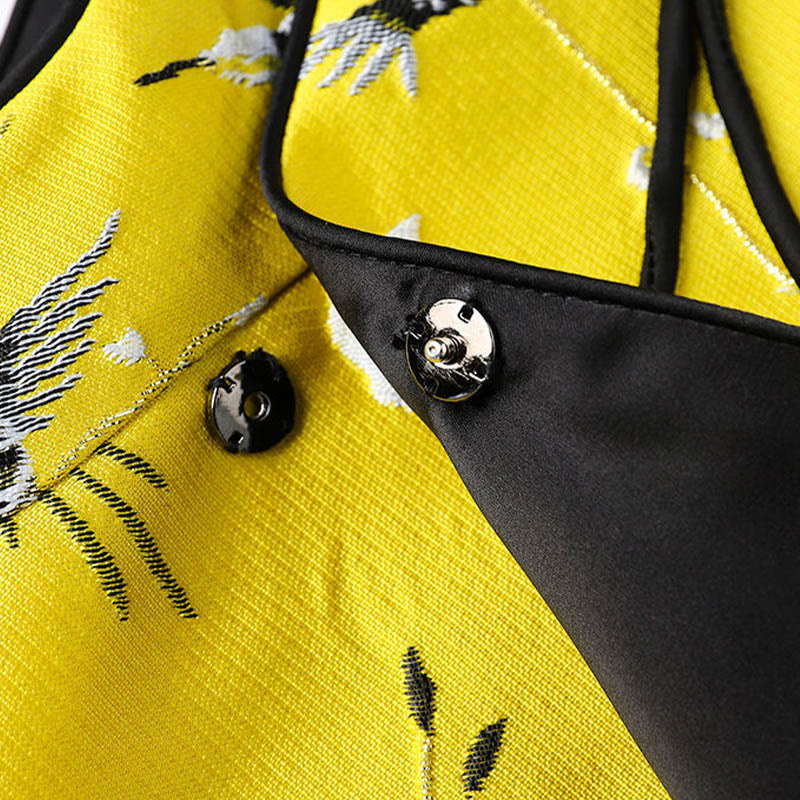 Chaleco con botones y nudo con diseño de plantas y grullas bordadas con Buddha Stones - image 6