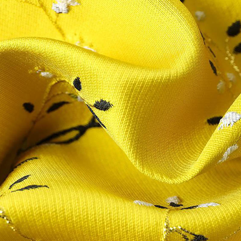 Chaleco con botones y nudo con diseño de plantas y grullas bordadas con Buddha Stones - image 2