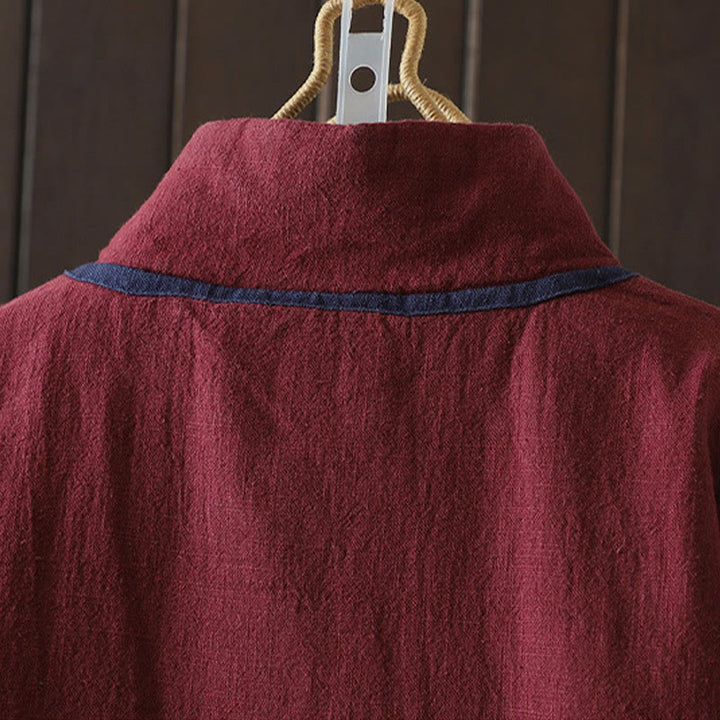 Chaqueta de mujer de algodón y lino con cuello alto, botones de rana y estampado de Buddha Stones en color liso. - image 3