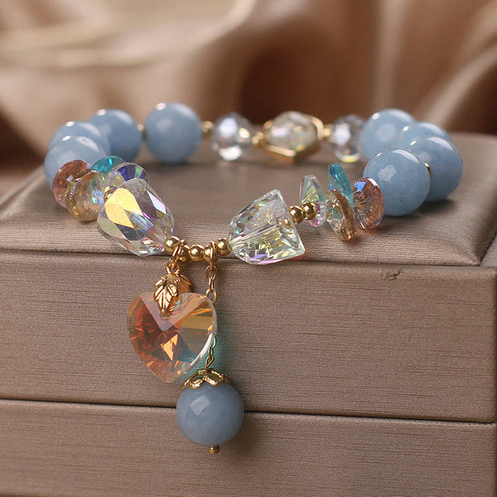 Pulsera curativa con dijes de corazón de amor y cristal verde aguamarina de Buddha Stones
