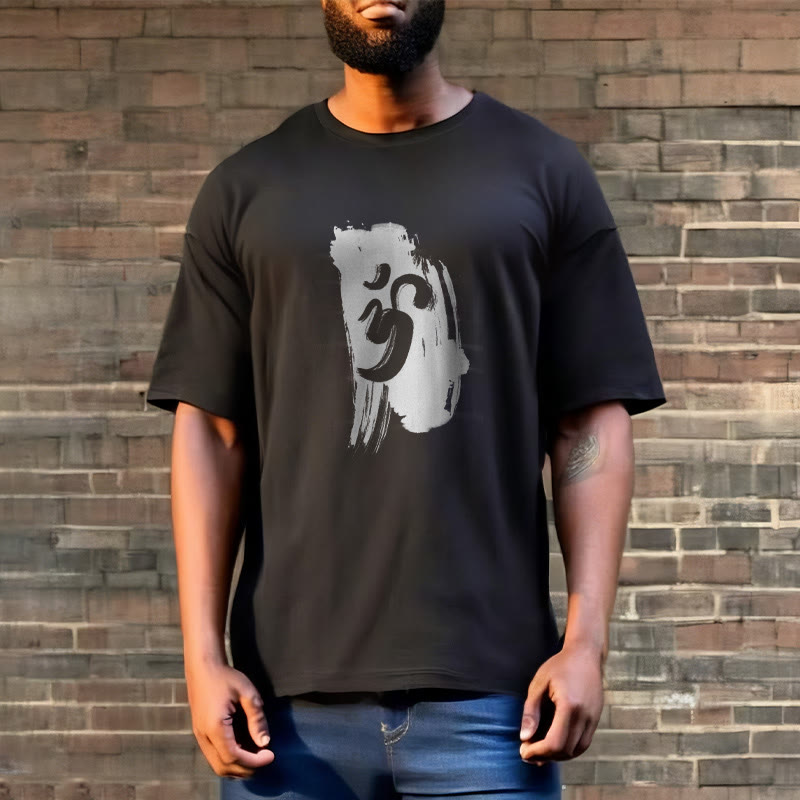 Camiseta de algodón con fondo de tinta OM y Buddha Stones - image 3