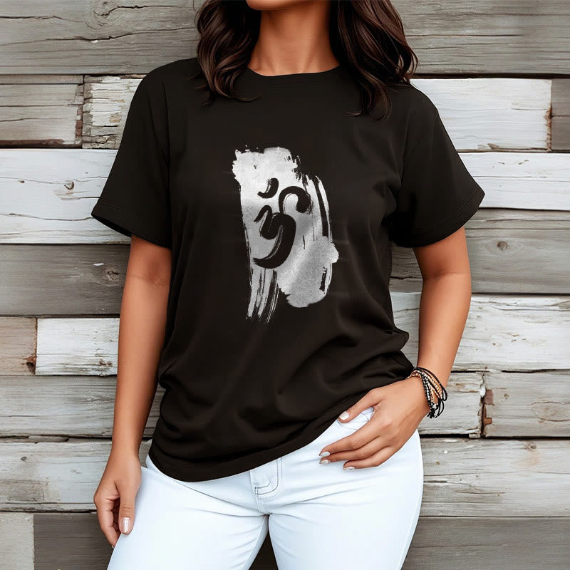Camiseta de algodón con fondo de tinta OM y Buddha Stones - image 1