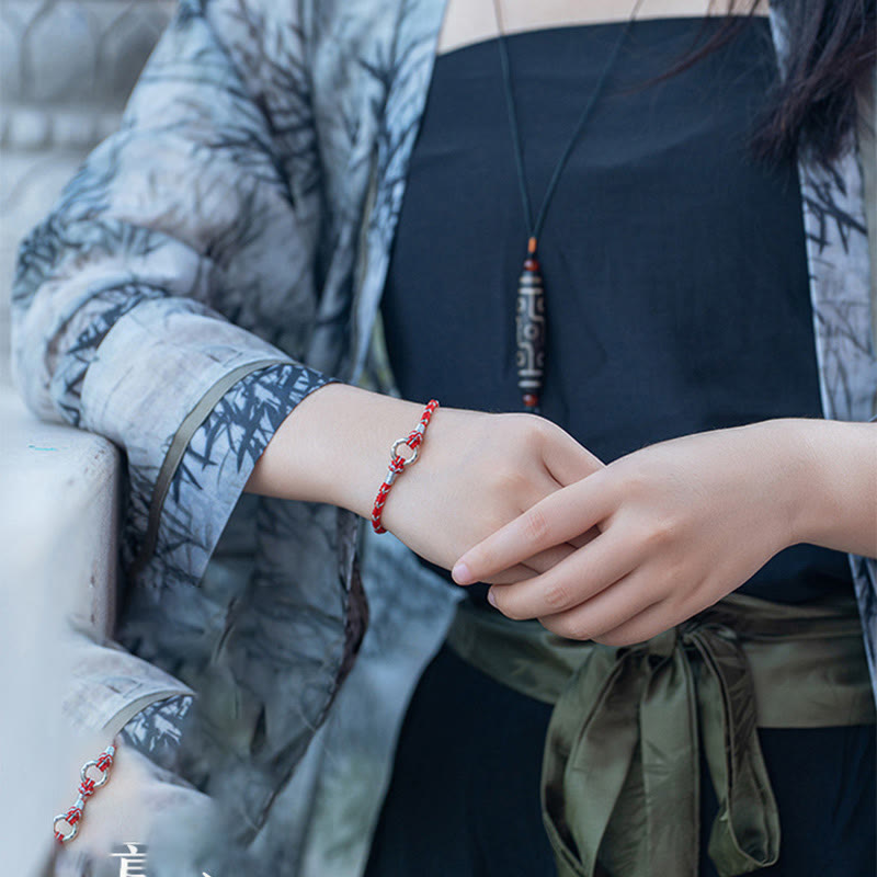 Pulsera de plata de ley 925 con hilo rojo y Buddha Stones para la suerte