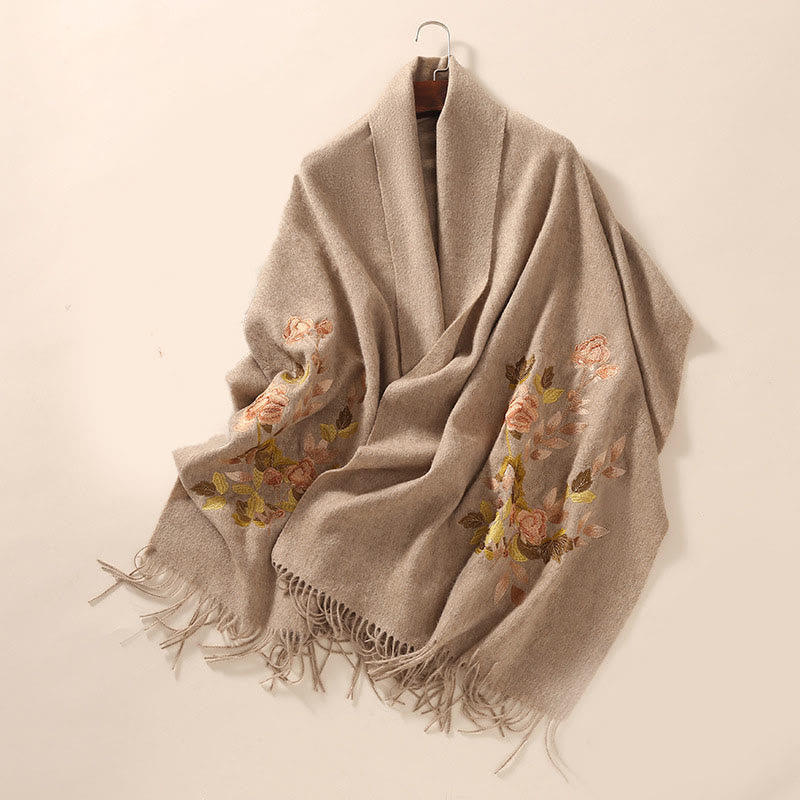 Chal de lana con Buddha Stones y borlas bordadas con flores de Weiyang, bufanda de viaje acogedora para el invierno
