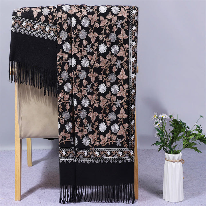 Chal de poliéster con Buddha Stones y flores de anacardo, bordado con borlas, bufanda de viaje acogedora para el invierno