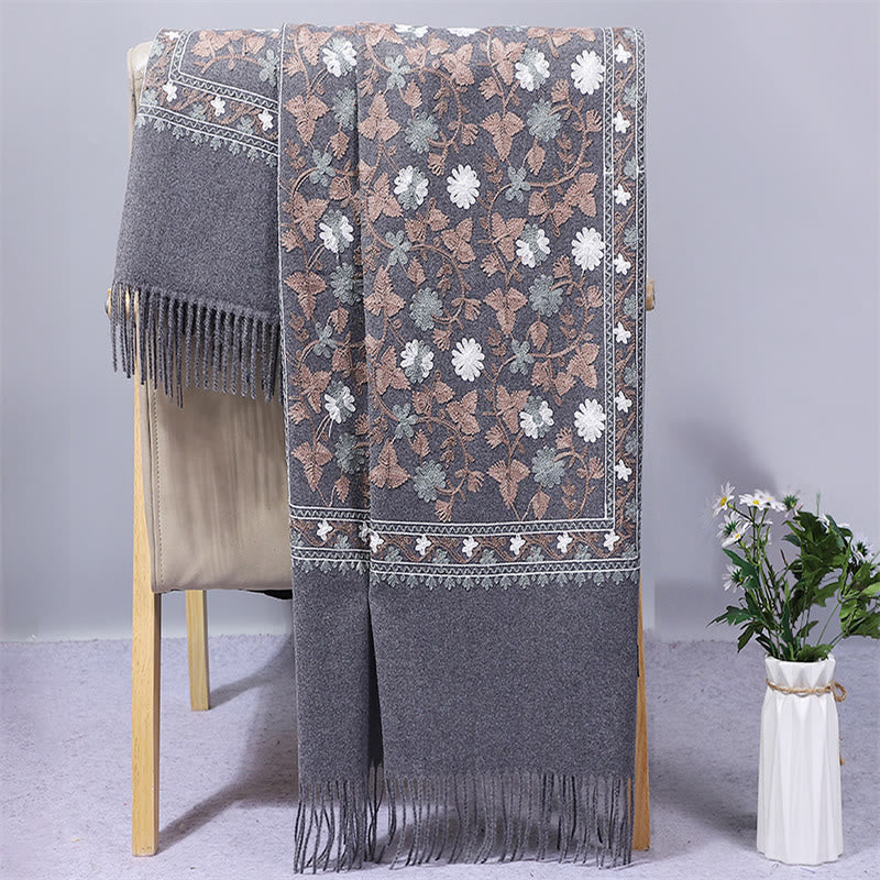 Chal de poliéster con Buddha Stones y flores de anacardo, bordado con borlas, bufanda de viaje acogedora para el invierno