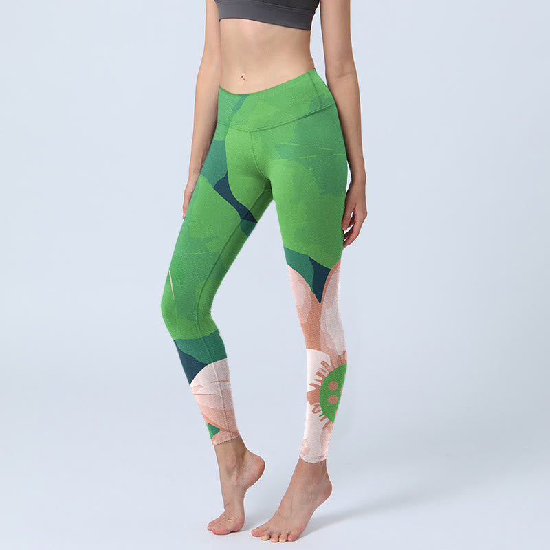 Leggings deportivos de fitness con estampado de hojas y flores de loto verdes y piedras de Buddha Stones para mujer - Verde claro - US18，UK/AU22，EU50 (4XL) - image 1