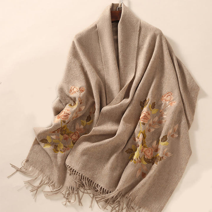 Chal de lana con Buddha Stones, flores blancas y rosas, hojas doradas, bordado con borlas, bufanda de viaje acogedora para el invierno
