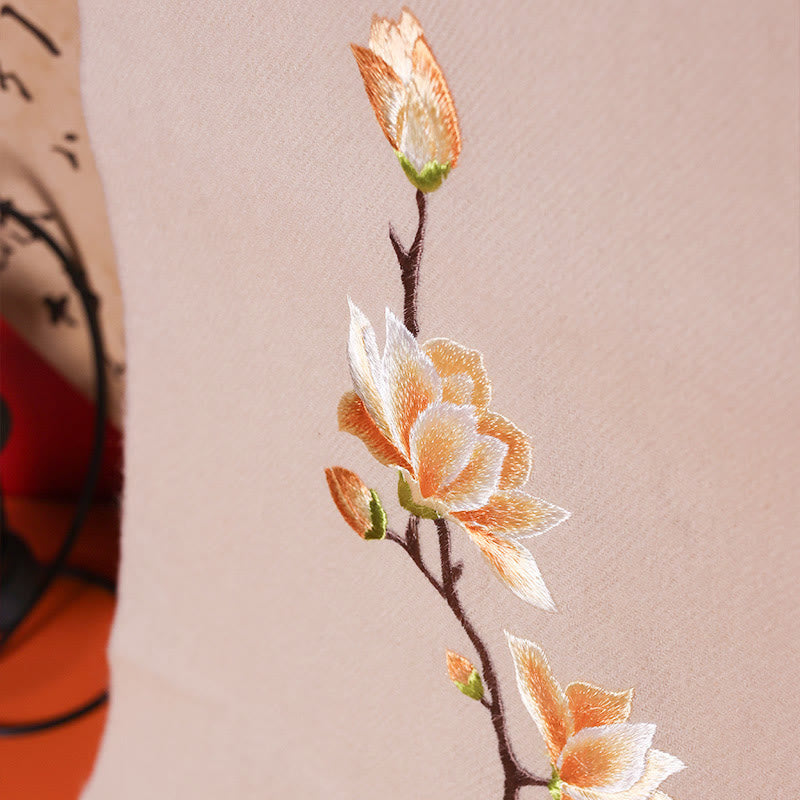 Bufanda de viaje acogedora de invierno con borlas bordadas con magnolias y chal de lana con Buddha Stones - image 1