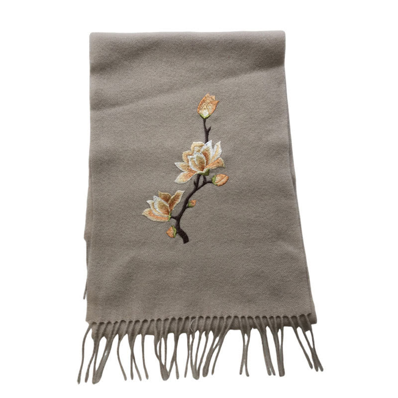 Bufanda de viaje acogedora de invierno con borlas bordadas con magnolias y chal de lana con Buddha Stones