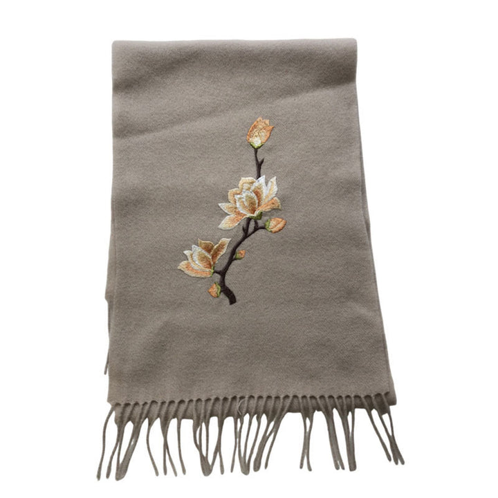 Bufanda de viaje acogedora de invierno con borlas bordadas con magnolias y chal de lana con Buddha Stones