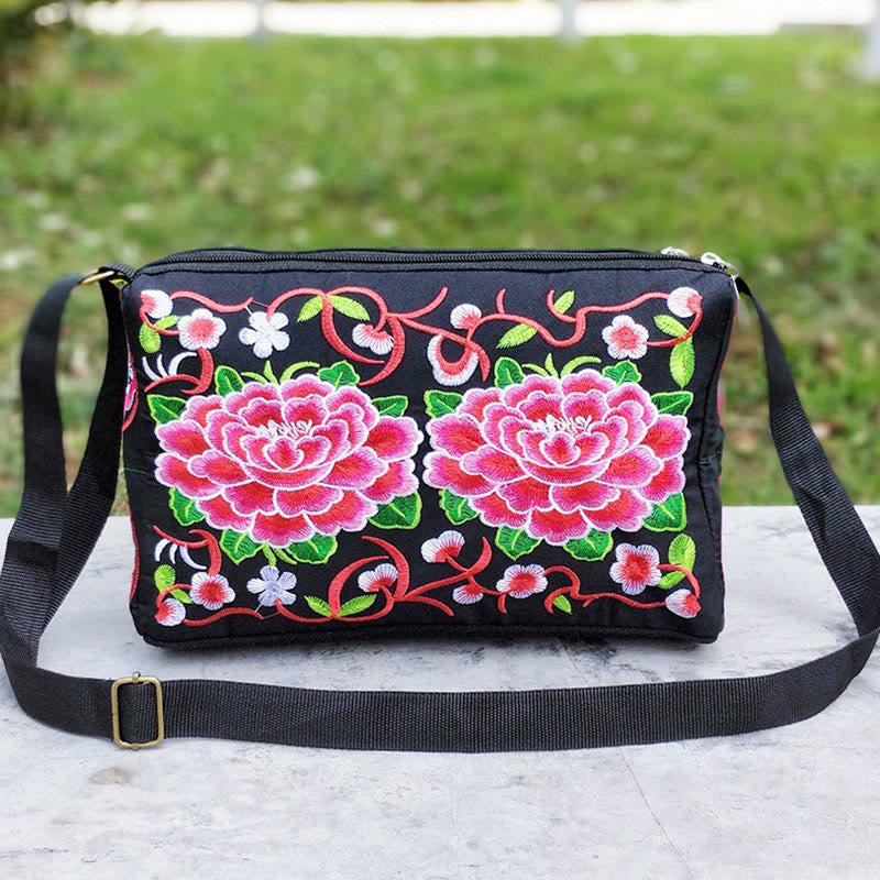 Bolso de mano tipo bandolera con bordado de doble cara de lona con diseño de flores de peonía, pavo real y piedras de Buddha Stones Galsang Inula