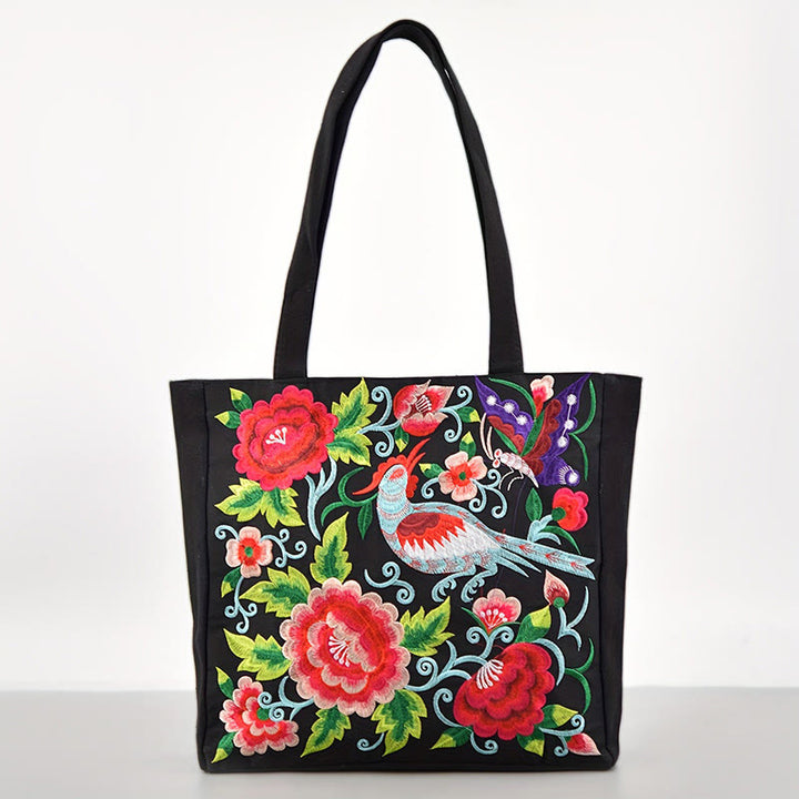 Bolso de mano de lona con bordado de peonías, camelias y crisantemos de Buddha Stones de Galsang