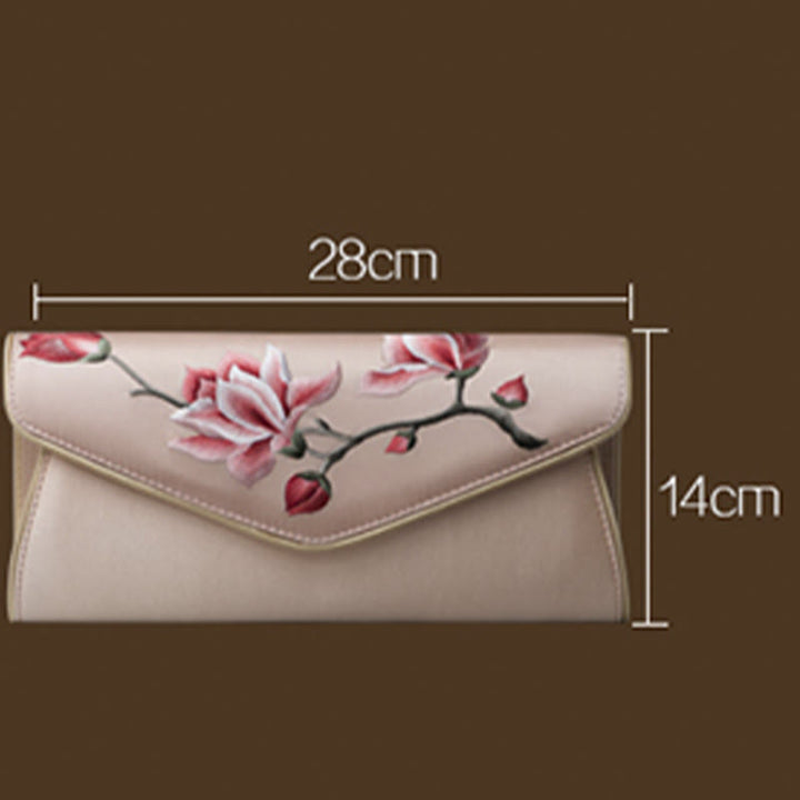 Bolso de mano con bordado de magnolia y Buddha Stones para bodas
