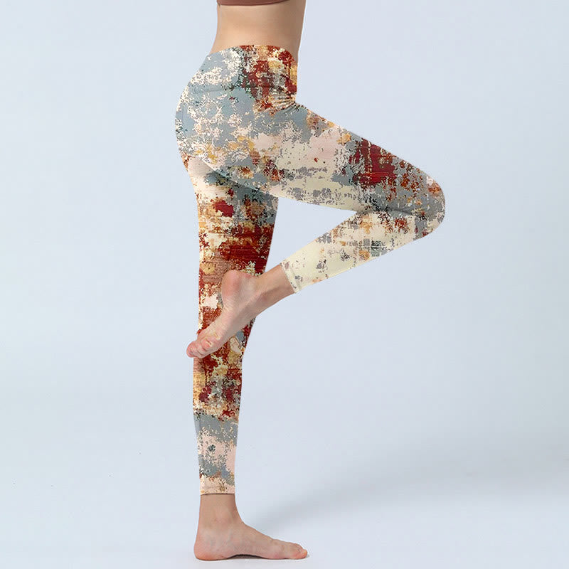Leggings de ejercicio con diseño abstracto en beige, rojo y gris con Buddha Stones para mujer - image 3