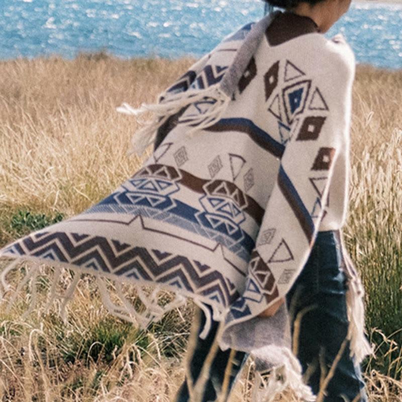 Chal de borlas con diseño geométrico de rayas onduladas tibetanas y Buddha Stones para otoño e invierno