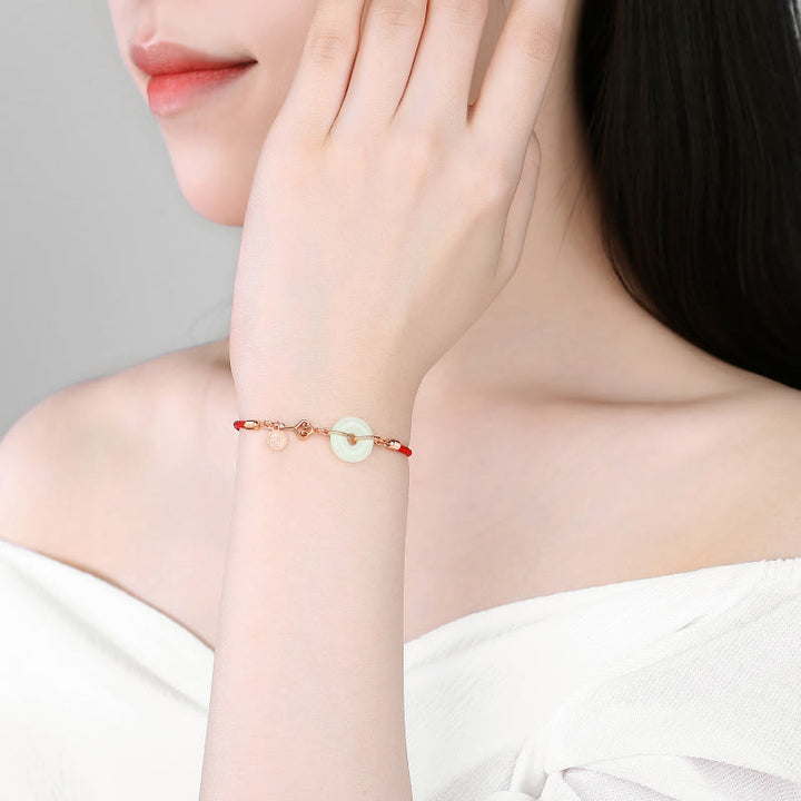 Pulsera de protección de la suerte con carácter Fu de hilo rojo de plata de ley 925 con hebilla de paz de jade hetiano natural y Buddha Stones