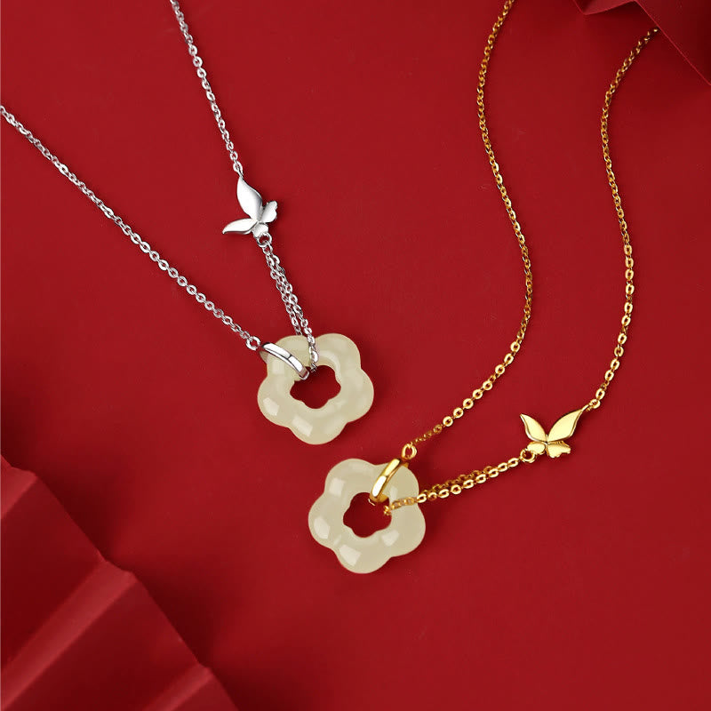 Collar con colgante de plata de ley 925 con Buddha Stones y flor de jade hetiano y mariposa