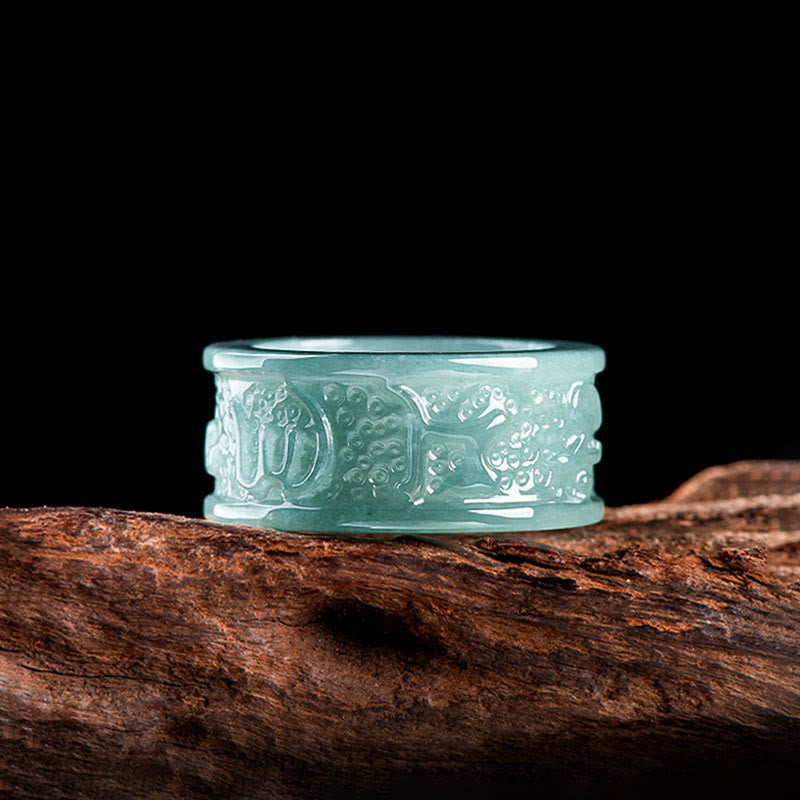 Anillo de prosperidad tallado con Om Mani Padme Hum y jade natural de Buddha Stones