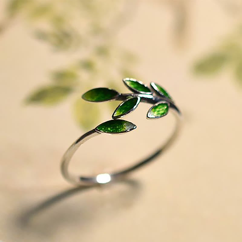 Anillo ajustable de cobre con hojas de piedra de Buda y riqueza