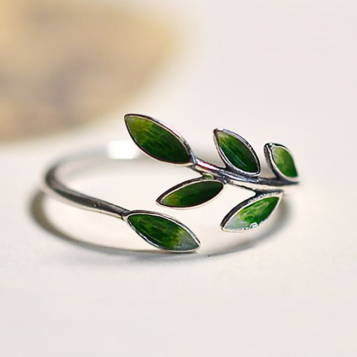 Anillo ajustable de cobre con hojas de piedra de Buda y riqueza