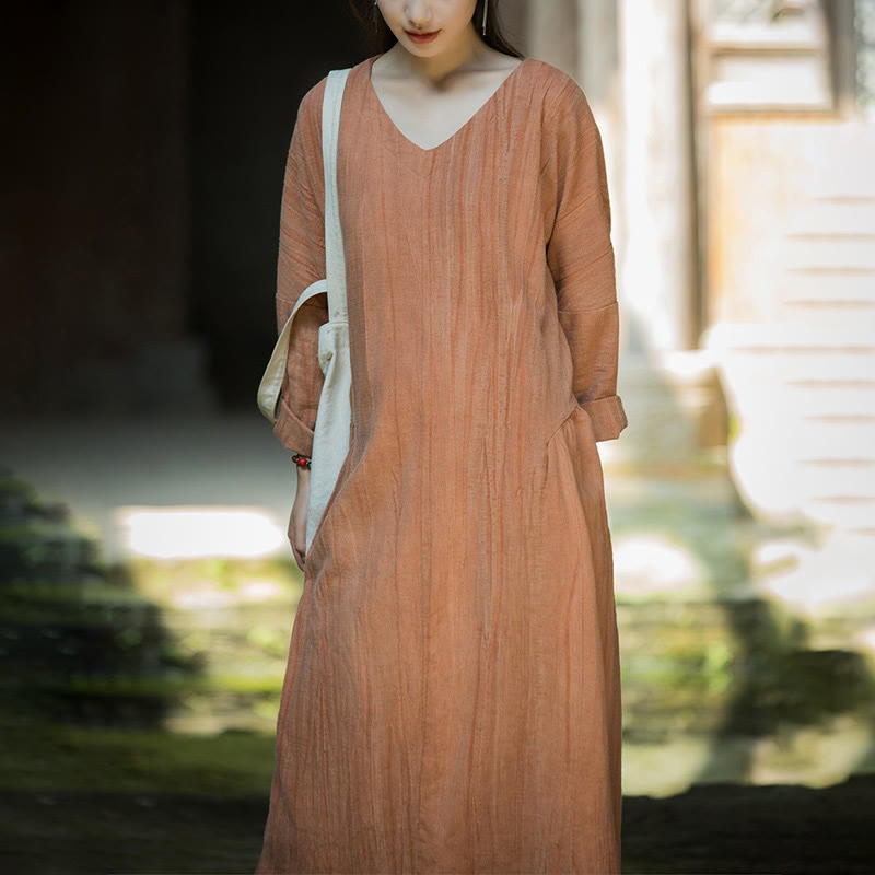 Vestido midi de lino y ramio con cuello en V, manga larga y color liso con Buddha Stones