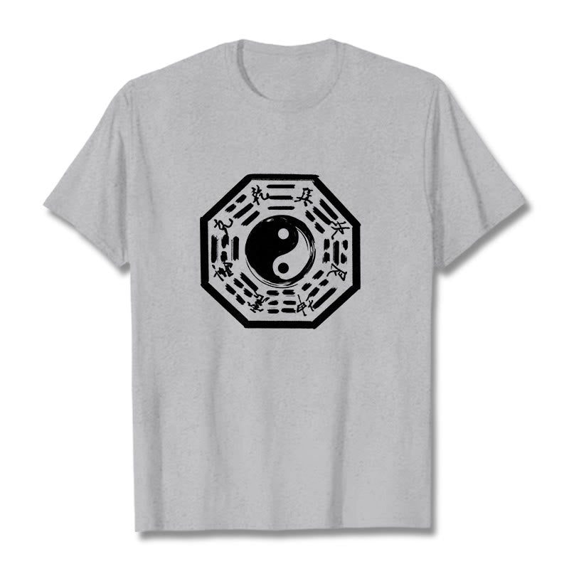 Camiseta de algodón con estampado Ba Gua y Buddha Stones - Gris claro - 2XL - image 10