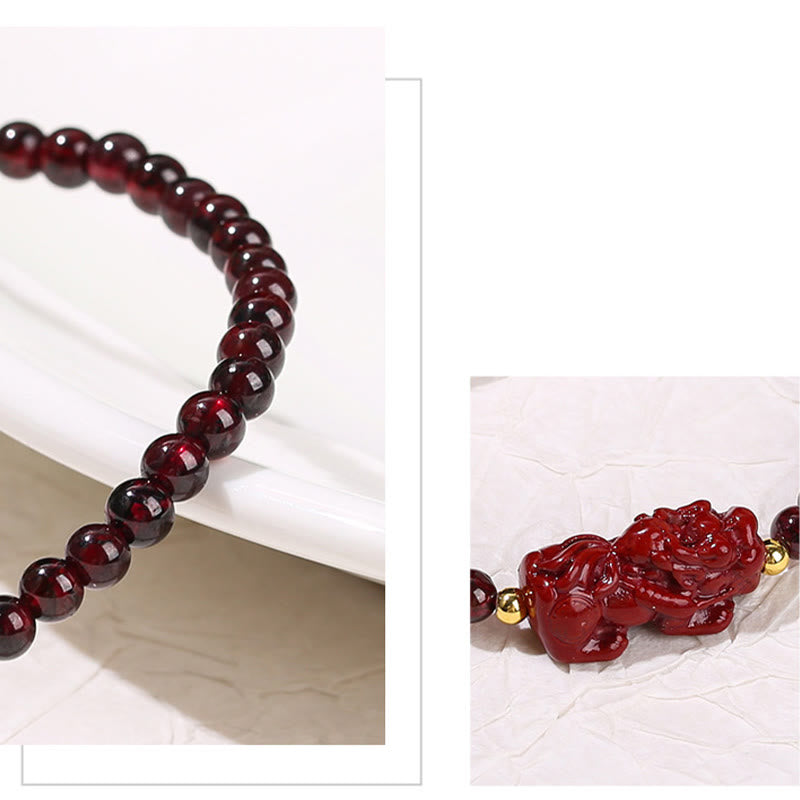 Pulsera protectora de cuentas cuadradas de cuarzo fresa PiXiu con granate y cinabrio de Buddha Stones