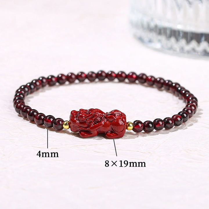Pulsera protectora de cuentas cuadradas de cuarzo fresa PiXiu con granate y cinabrio de Buddha Stones