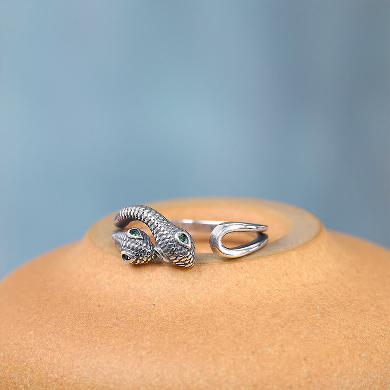Anillo abierto ajustable con serpiente de dos cabezas del año de la serpiente en plata de ley 925 con Buddha Stones