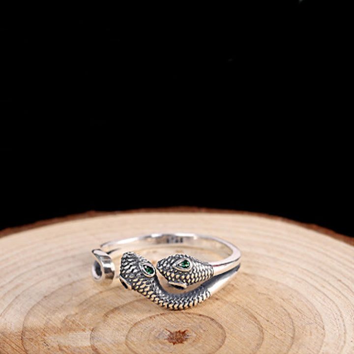 Anillo abierto ajustable con serpiente de dos cabezas del año de la serpiente en plata de ley 925 con Buddha Stones