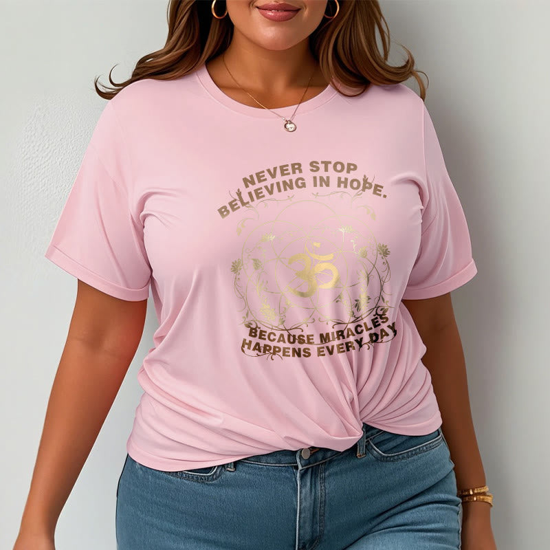Camiseta de algodón con diseño de loto Om y Buddha Stones que nunca dejan de creer en la esperanza - image 14