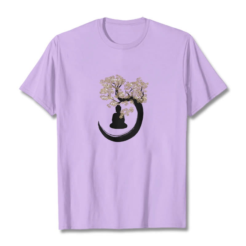 Camiseta de algodón con Buddha Stones y Buda sentado bajo el árbol - Ciruela - 2XL - image 6