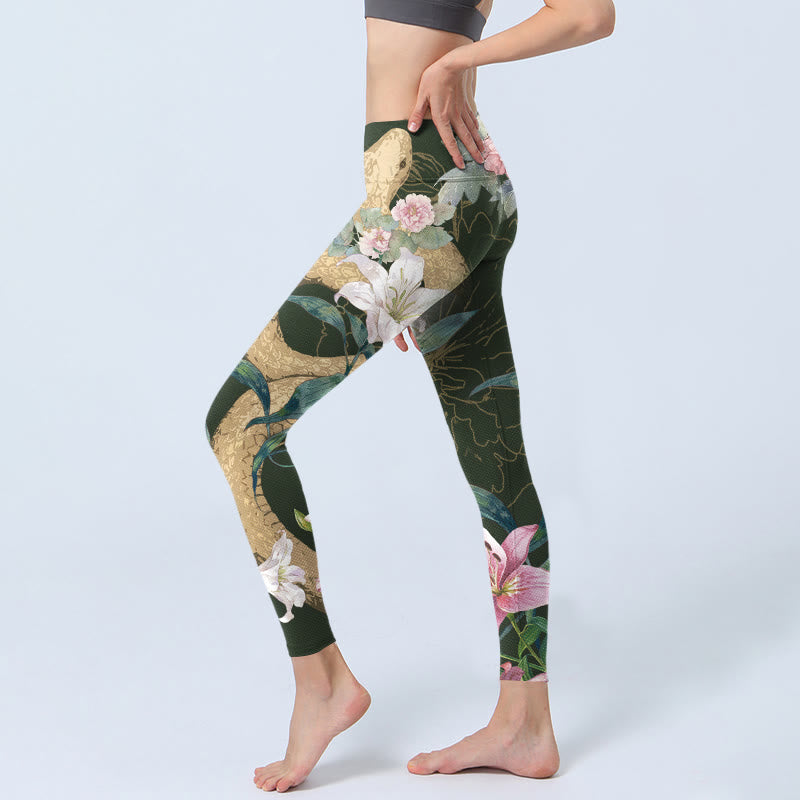 Leggings de yoga para mujer con estampado de flores de peonía, lirio, serpiente y piedras de Buddha Stones, color verde y dorado - image 3
