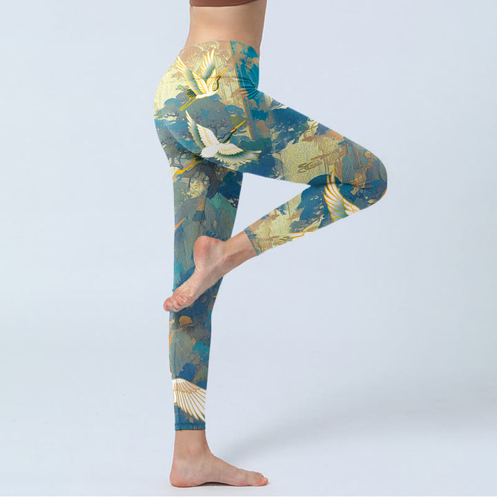Leggings de yoga para mujer con estampado de grulla de corona roja, pino y piedras de Buddha Stones en azul - image 3