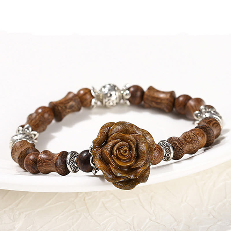 Pulsera curativa con diseño de camelias y Buddha Stones , madera de sándalo y bambú