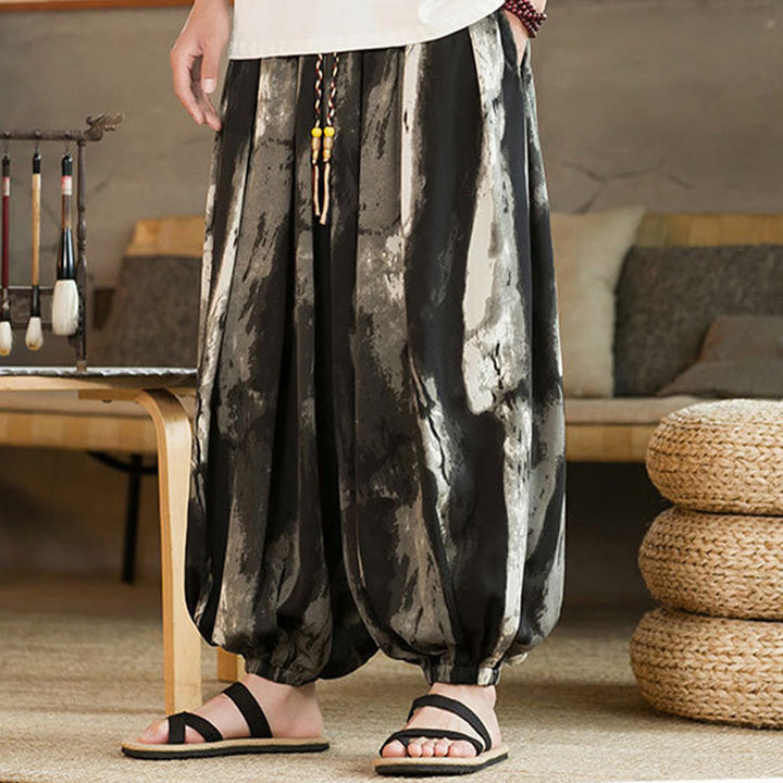 Pantalones harén de lino y algodón con degradado de tinta blanca y negra con Buddha Stones y cordón trenzado para hombre con bolsillos