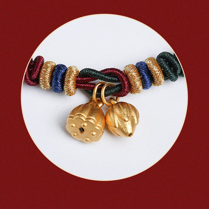 Pulsera de hilo rojo y verde con diseño de vaina de loto y Buddha Stones en plata de ley 999