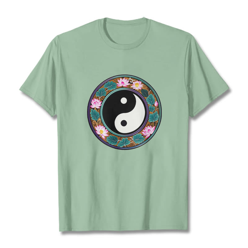 Camiseta de algodón con diseño de hojas de loto y yin yang y Buddha Stones - Verde pálido - 2XL - image 1