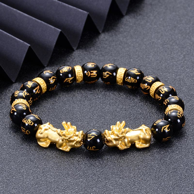 Pulsera de fuerza Om Mani Padme Hum con dos PiXiu de aleación dorada y Buddha Stones, obsidiana negra y ónix negro
