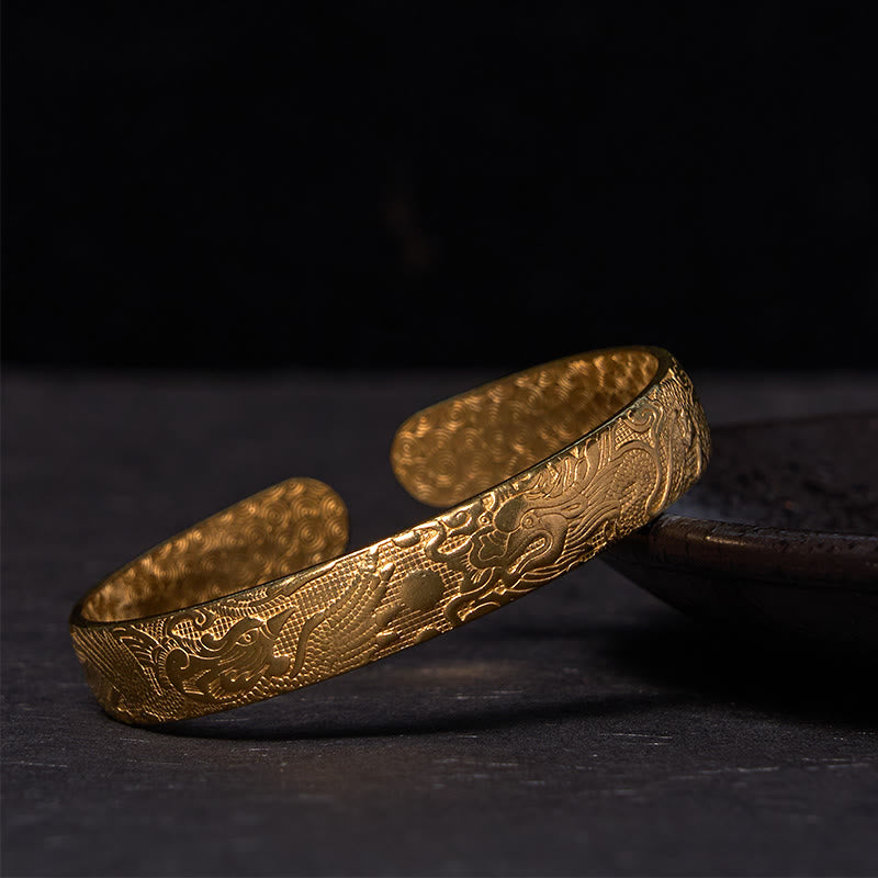 Pulsera de protección de la suerte de latón y cobre tallada con Buddha Stones, dragón y fénix jugando con una perla