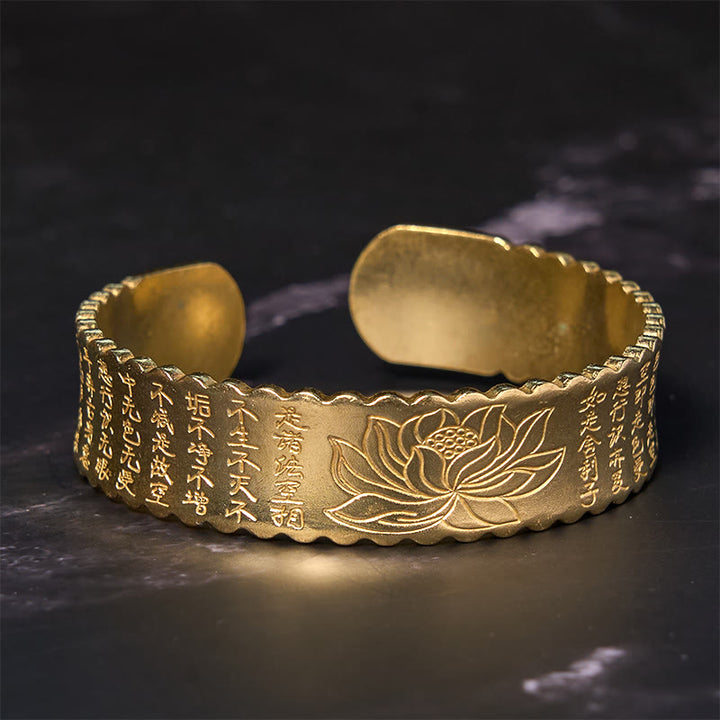 Brazalete de cobre y latón con diseño de flor de loto, paz, iluminación y sutra del corazón de Buddha Stones