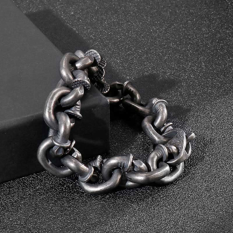Pulsera de equilibrio de buena suerte de acero y titanio con remaches cuadrados y Buddha Stones