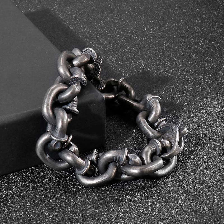 Pulsera de equilibrio de buena suerte de acero y titanio con remaches cuadrados y Buddha Stones