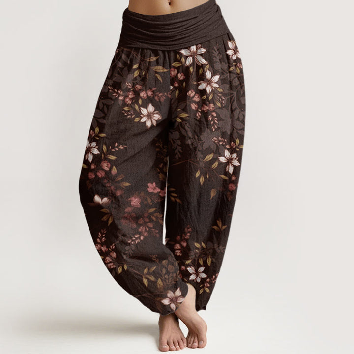 Pantalones bombachos de mujer con cintura elástica, estampado de pequeñas flores blancas y hojas verdes en algodón con Buddha Stones - Marrón silla de montar - US22，UK/AU26，EU54 (6XL) - image 7